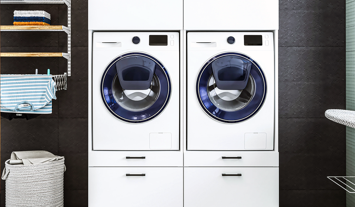 Bedding & Towel Laundry and Changeover Services for Short-Term Lets by Wedodii.
Wedodii team changing fresh linens and towels in a short-term rental bedroom setup.
This image highlights WeDoDii’s professional bedding and towel laundry services, designed specifically for short-term lets, holiday rentals, and Airbnb properties. Our team ensures every guest arrives to a fresh, clean, and hotel-quality experience with crisp bed linens and fluffy, sanitized towels. We provide full linen changeovers, professional laundry cleaning, and neatly made beds between bookings—perfect for busy hosts who want to maintain 5-star standards without the hassle. With Wedodii, your short-term rental is always guest-ready, hygienic, and perfectly presented.
Airbnb linen service, short-term let laundry, Wedodii bedding change service, towel and sheet cleaning, holiday rental linen change, guest-ready laundry service, professional linen service for hosts, Airbnb turnover laundry, clean bedding for holiday lets, fresh towel delivery service