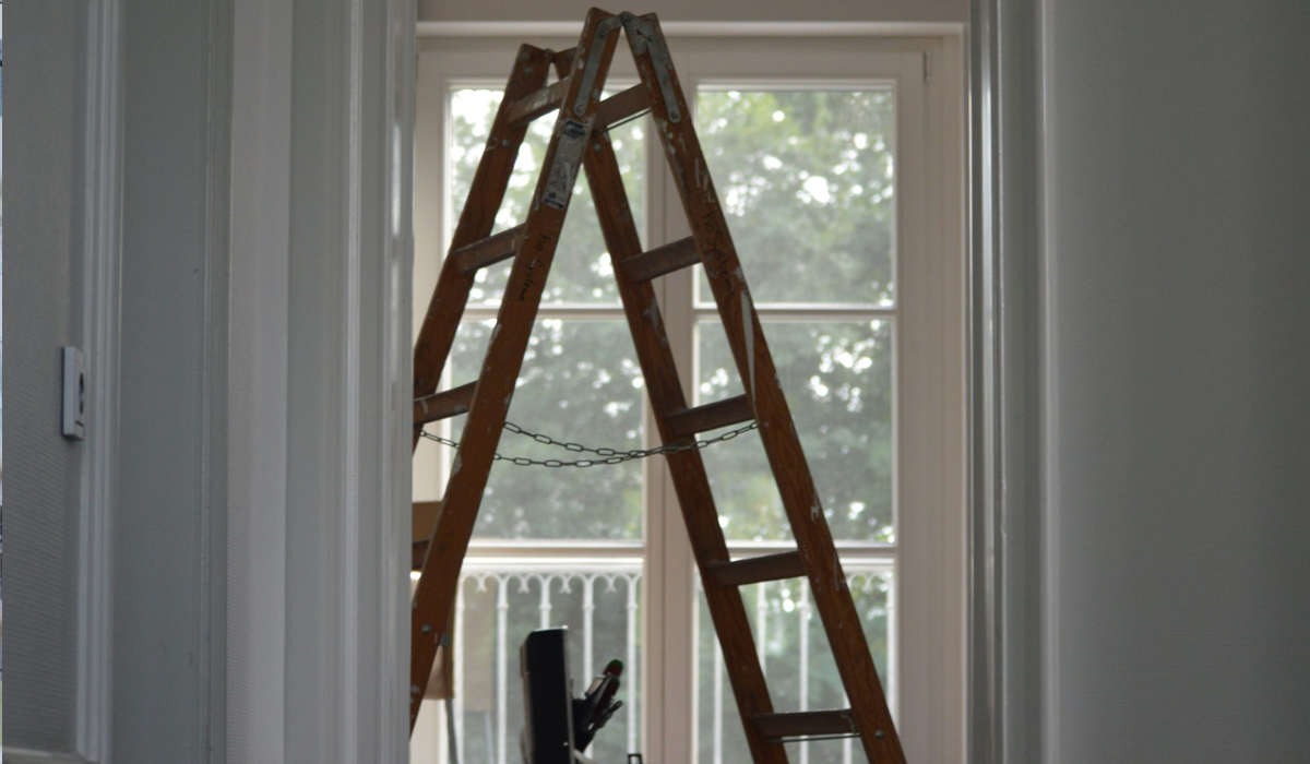 Builders Cleaning Services by Wedodii.
Wedodii cleaning professionals removing construction debris and cleaning newly built home interior.
This image highlights Wedodii’s expert builders cleaning services, designed to transform newly constructed or renovated properties into pristine, move-in-ready spaces. Our professional team tackles the post-construction mess, including removing dust, debris, and leftover materials, while thoroughly cleaning floors, windows, walls, and fixtures. Whether it’s a residential property, office building, or commercial space, Wedodii ensures that every corner is spotless, allowing contractors, homeowners, and businesses to showcase their new spaces in the best light. We take pride in offering thorough, detailed cleaning to meet the high standards required for new builds.
builders cleaning services, Wedodii post-construction cleaning, construction site clean-up, new home cleaning, renovation cleaning services, debris removal, commercial builders cleaning, residential construction cleaning, move-in cleaning, professional cleaning after construction